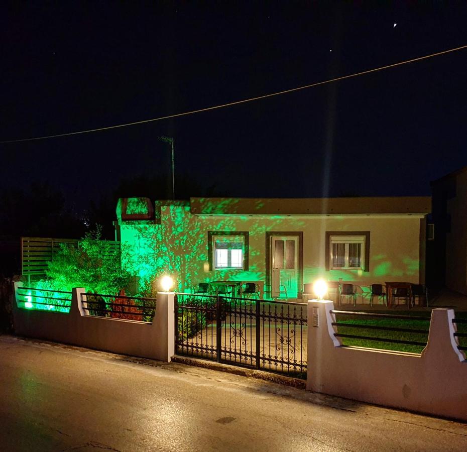 Repanidi Apartments Repanidhion 외부 사진