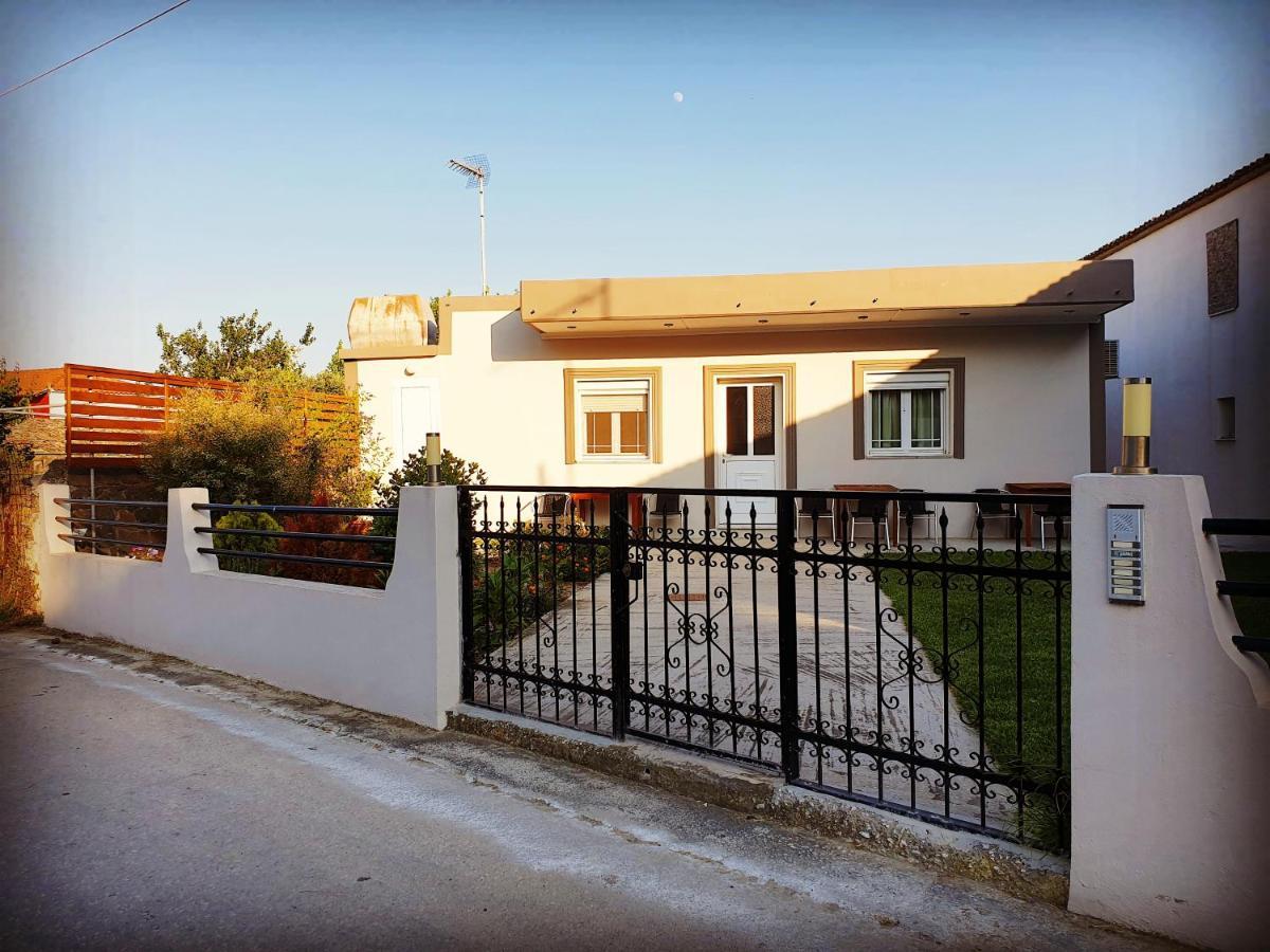 Repanidi Apartments Repanidhion 외부 사진